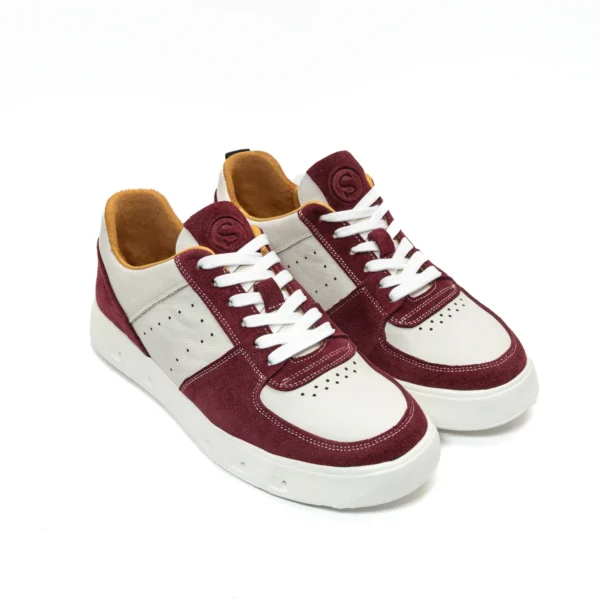 Suede sneakers burgundy off white pair