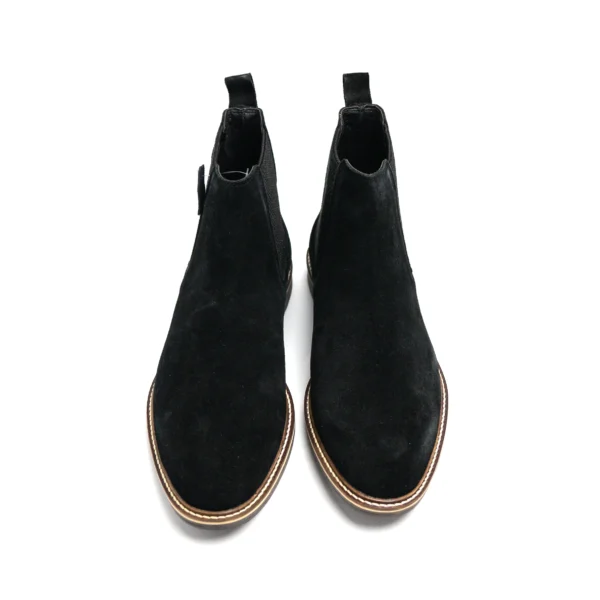 Black Chelsea leather boots frront pair