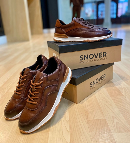 Sneaker 1